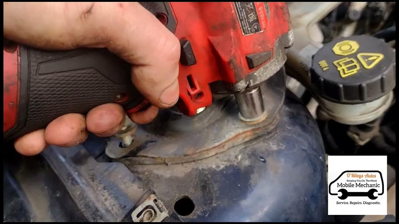 Ford Focus Snapped Front Coil Spring Suspension Strut Replacement YouTube