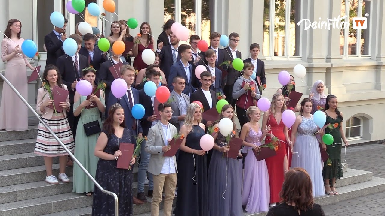 Zeugnisausgabe der Regelschule Prof. Franz Huth Pößneck im Schützenhaus Pößneck.