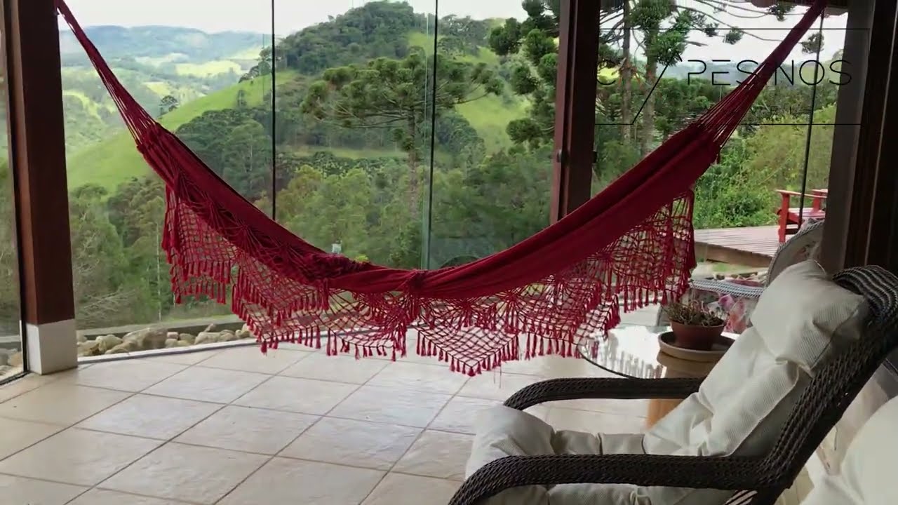 Sítio bem localizado com bela casa, riacho e nascente Gonçalves MG