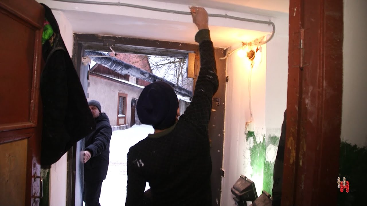 Косметический ремонт подъездов. Жители решают-коммунальные компании ...