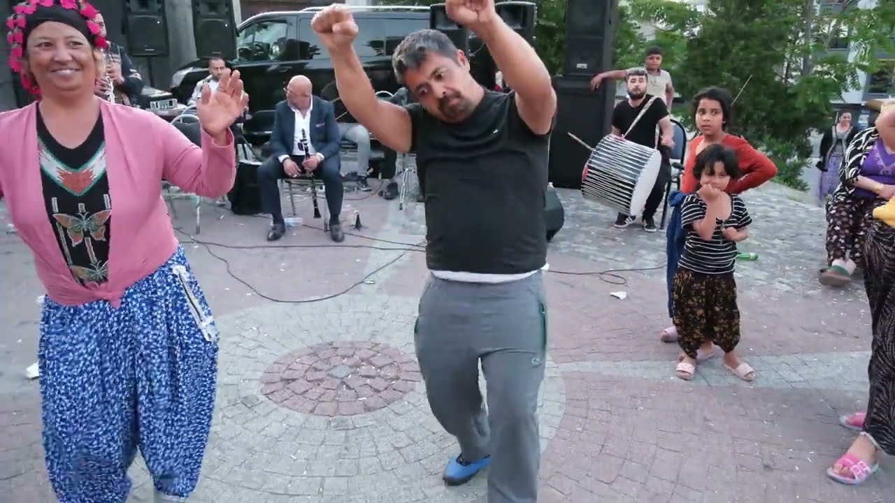 YAKUPLU ROMAN DÜGÜNLERİ  BAYRAM AGA VE AİLESİ