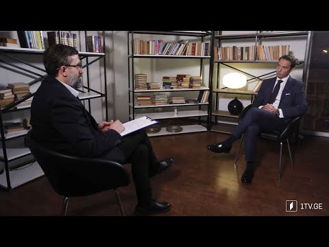 ინტერვიუ ხავიერ კოლომინასთან