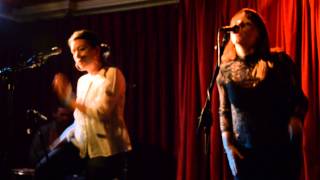 Miniatura de "High Shelf Booze - The Whileaways feat. Gerry Paul (Eilen Jewell Cover live @ Whelans)"