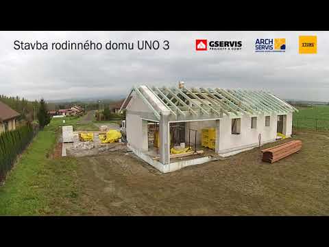 Video: Projekt domu s verandou. Dom z baru s verandou a podkrovím