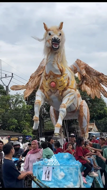 Ogoh-ogoh kuda terbang 😱😍 #shorts #youtubeshorts #funny