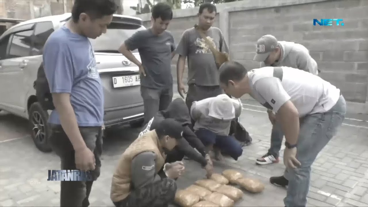 Satnarkoba Cimahi Tangkap Komplotan Penyelundup G4nj4 Bermodus Ditutupi Ikan Asin - Jatanras