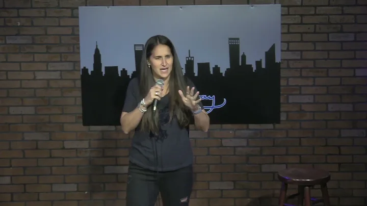 Lindsey Barnes Comedy