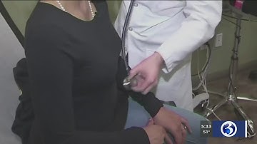 VIDEO: Doctor describes how coronavirus spreads, impact on body