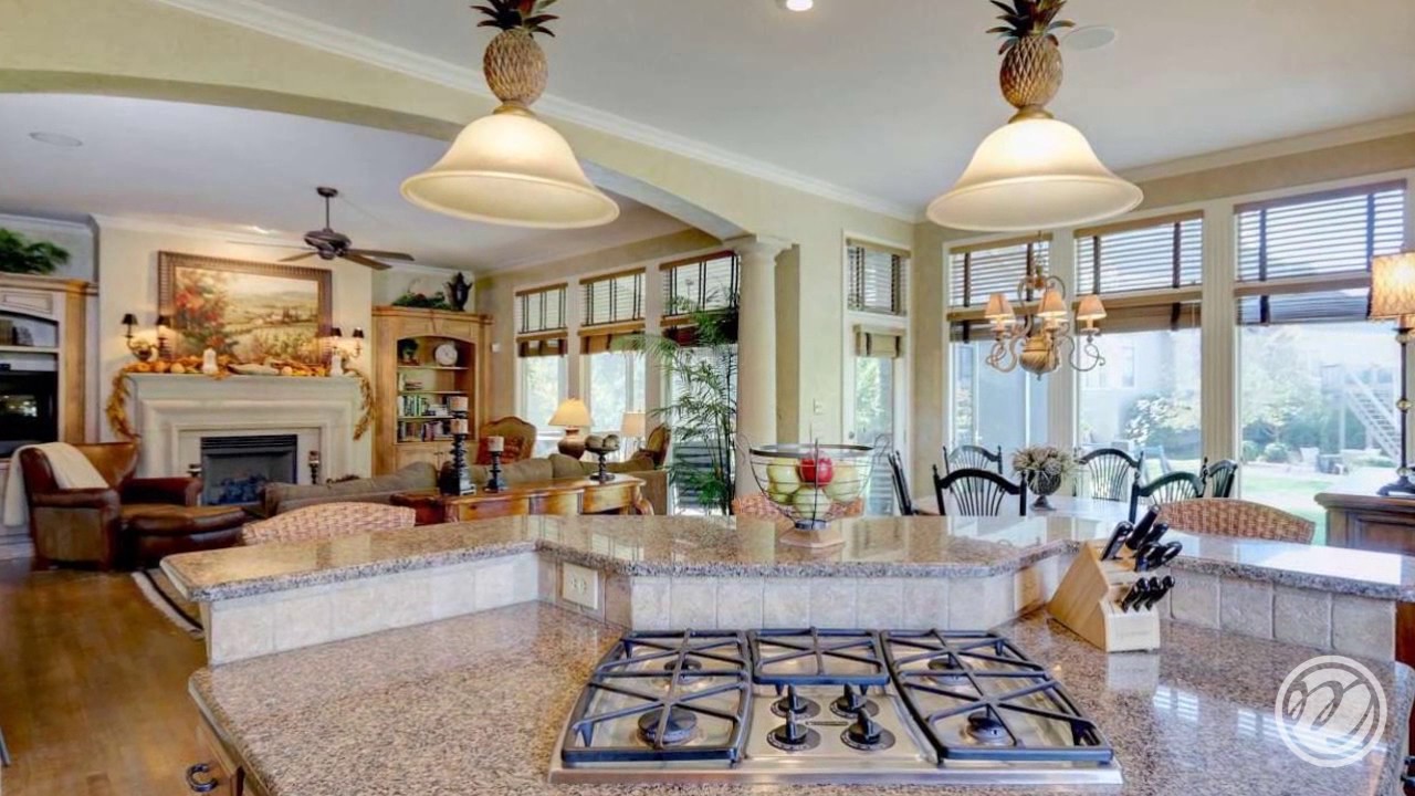 Overland Park Home for Sale14400 Reeds St, OP KS 66223Shannon Mayhugh