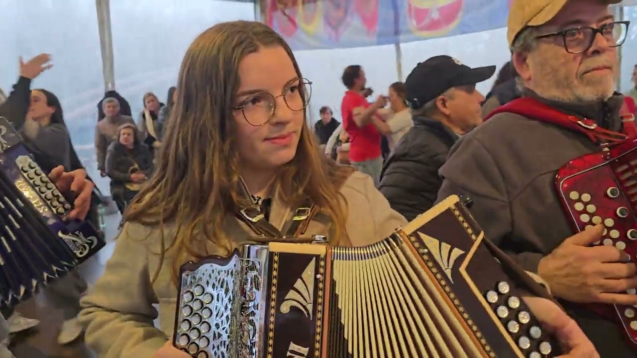 TARDE DE DOMINGO 4 DE JANEIRO 2026 NA CAPITAL DO VIRA GOSTOU SUBSCREVA O CANAL 
