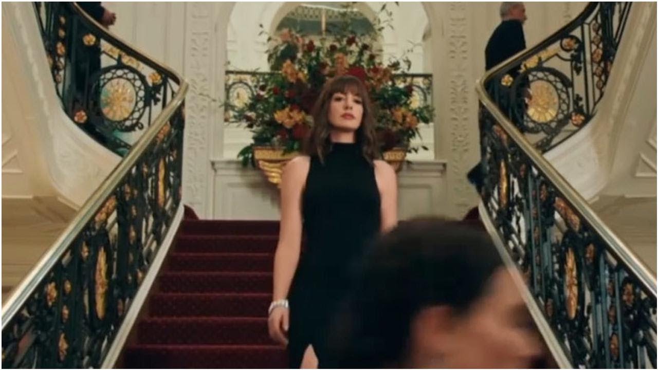 'The Hustle' trailer - YouTube