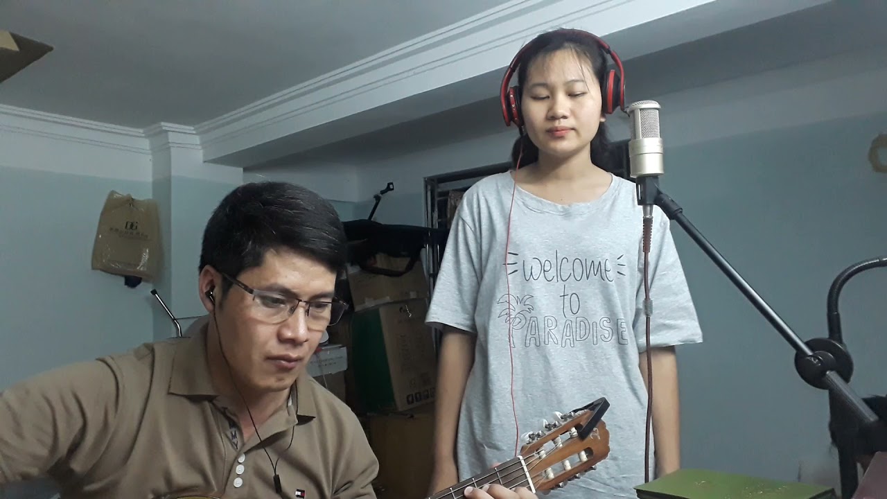 Zaj nkauj 98: Txhua hnub kuv yuav hu nkauj qhuas Nws. Tus hu: Zum Yaj, guitar; Xeev Tuam Yaj.