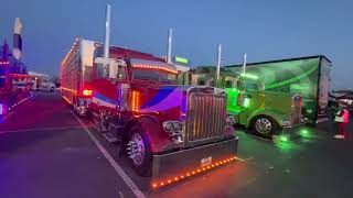 Custom Peterbilt & Kenworth Cattle Trucks 'Light Show'