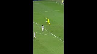 Golaço de Rony para o Galo!