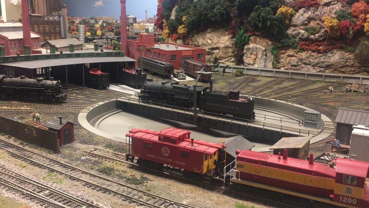 Ohio Valley Lines Turntable action 11/2018 YouTube