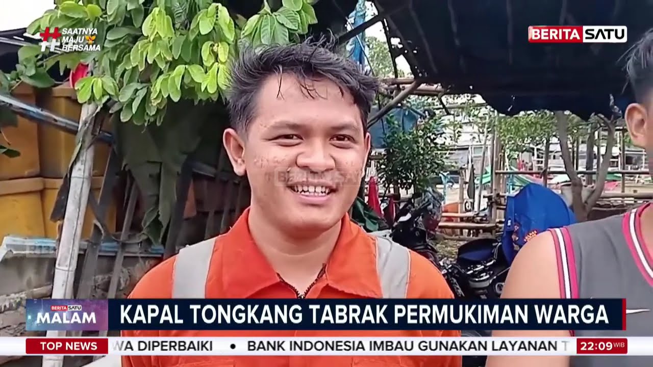 Kapal Tongkang Hanyut Hingga Tabrak Rumah Warga di Demak #beritasatu