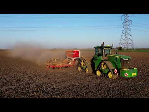 Walderseay Farms John Deere 9RX Drilling Linseed