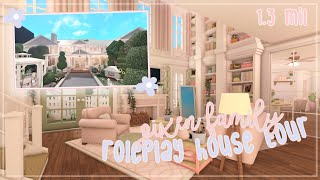 OUR DREAM HOUSE TOUR   LAYOUT | Roblox Bloxburg | 1M 