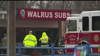 Smoke from Walrus Subs sends Austintown firefighters to business