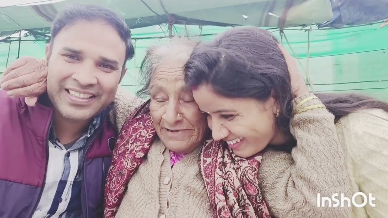 दिल्ली दर्शन के बाद परिवार की गपशप 