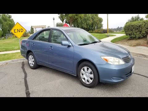 Here&rsquo;s Why You Should Buy A 2002 Toyota Camry