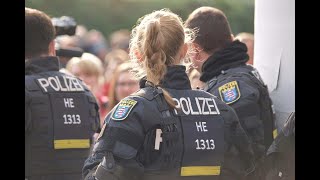 Pyrotechnik unterbricht Drittliga-Spiel in Saarbrücken
