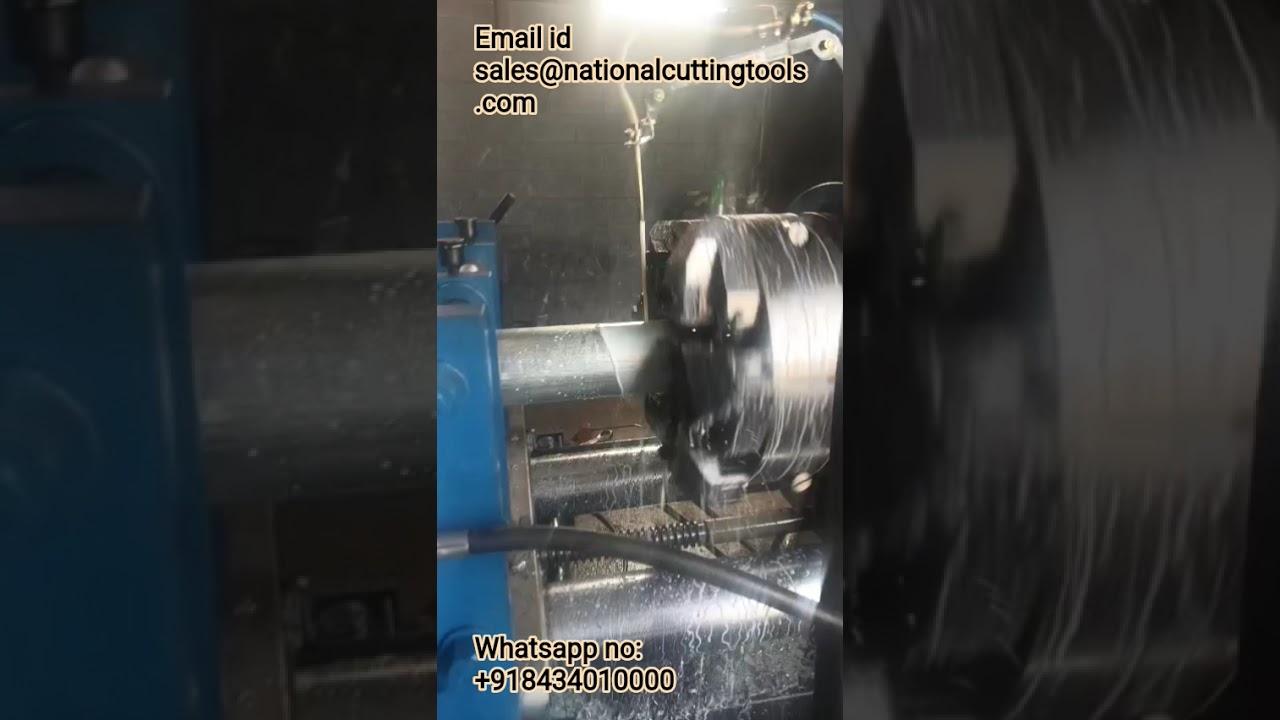 automatic pipe threading machine is used to cut standardized threads onto the ends of pipes and tube
