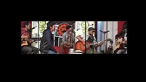 Slank-mandi hujan akustik