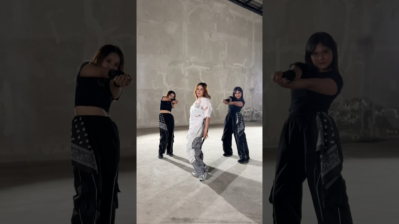 𝔦𝔱'𝔰 𝔪𝔢, 𝔞 𝔩𝔦𝔱𝔱𝔩𝔢 𝔟𝔞𝔡𝔡𝔦𝔢 😈 