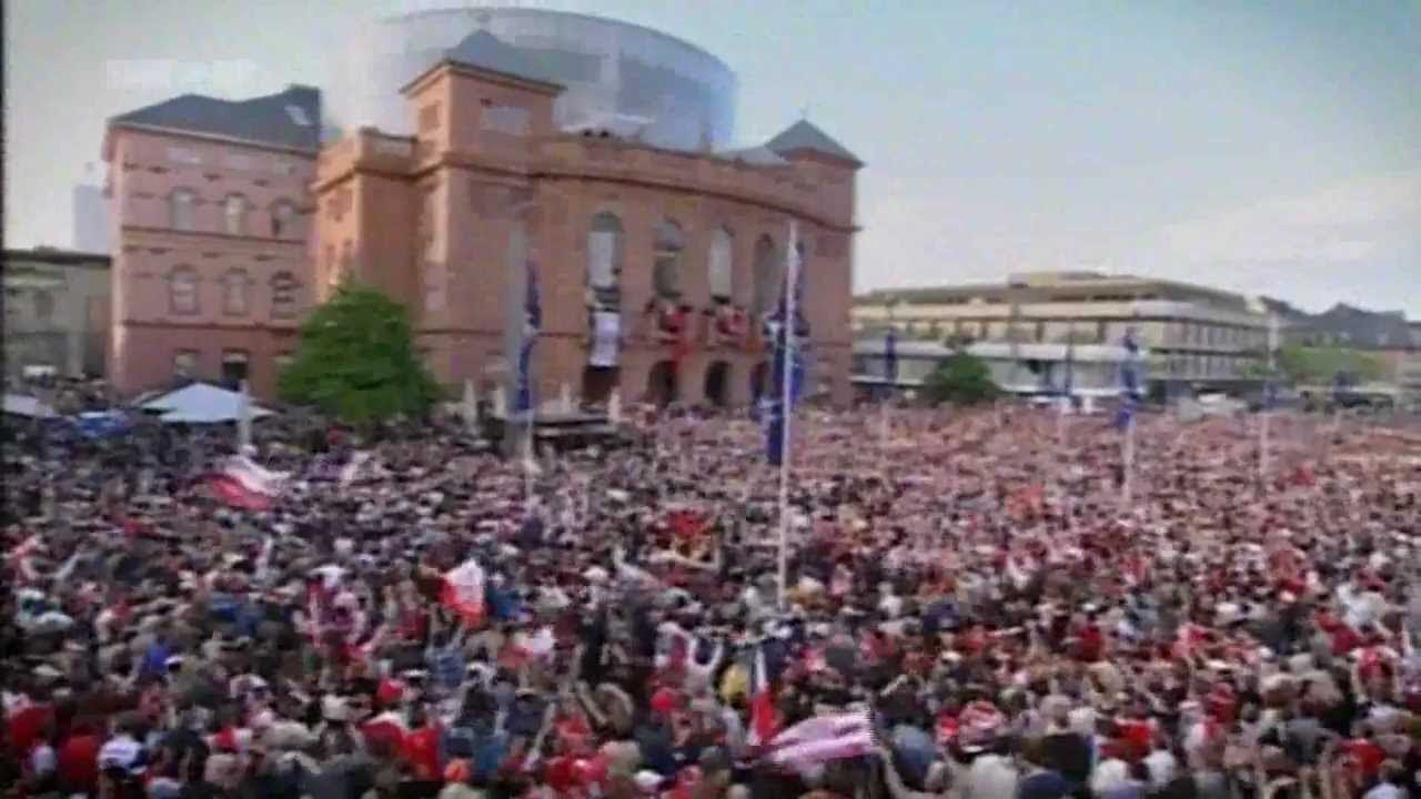 Ekstase! So wild feiert 1860 München den Aufstieg | SPORT1 - REGIONALLIGA