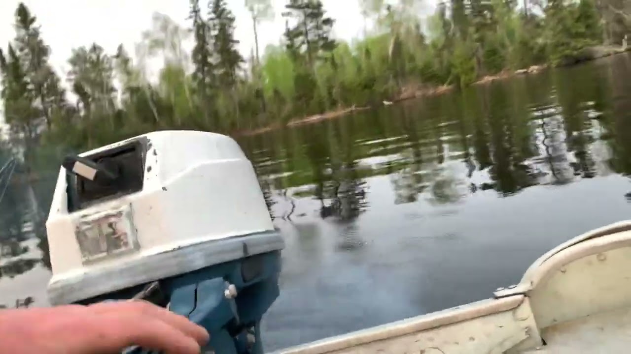 1983 Tohatsu 15hp outboard motor - YouTube