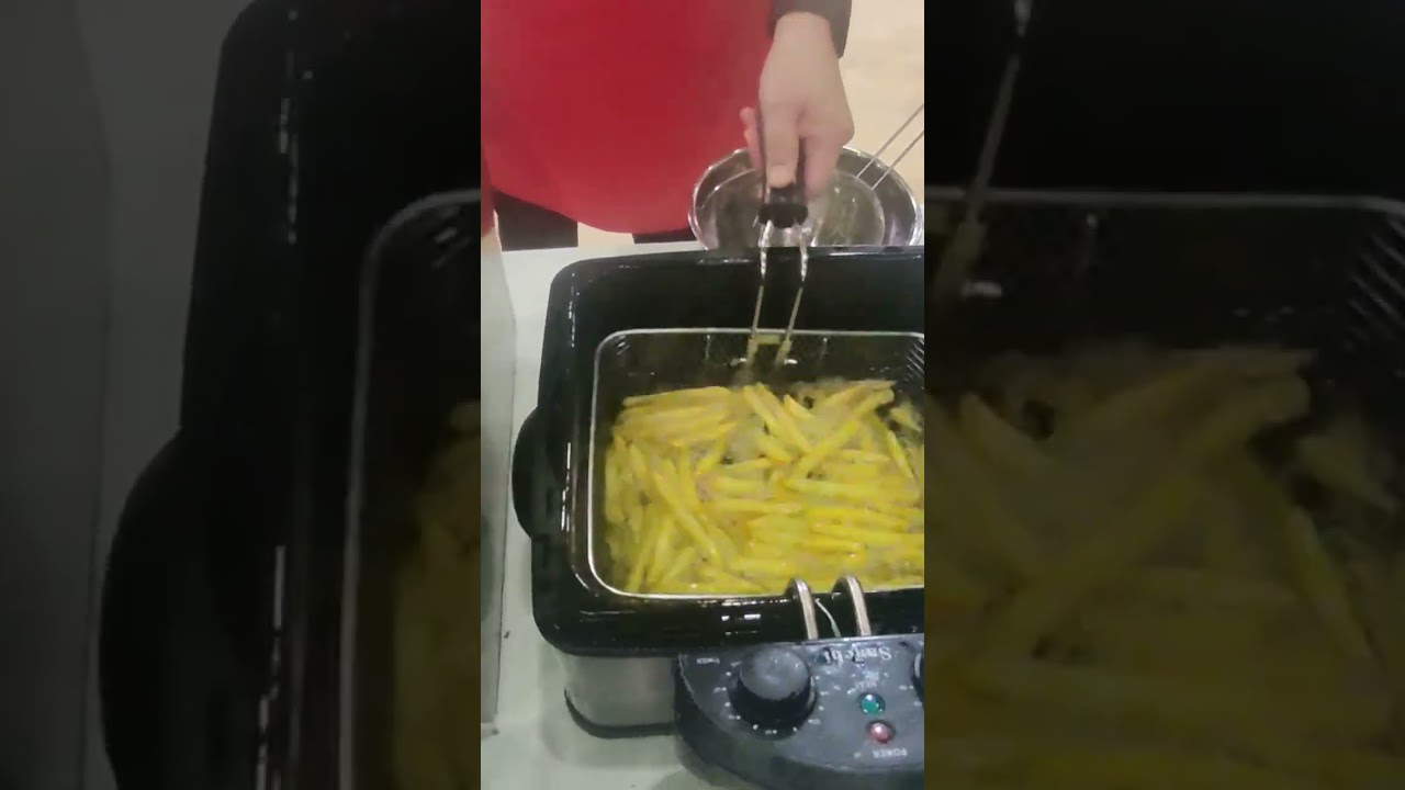 #gulffood#livecooking#fries#foodie#viralshort#dubail #dubailfe#uae