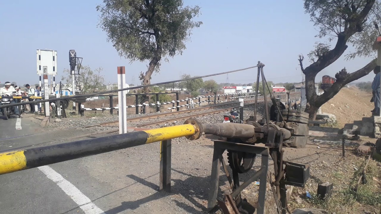 Akola to kacheguda intercity express
