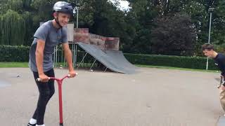 Celebrity My house is haunted? Random video Webisode #2 Profile