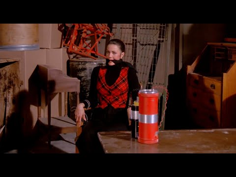 Beautiful Diana Prince Tied To A Chair With A Bomb 1080P BD
