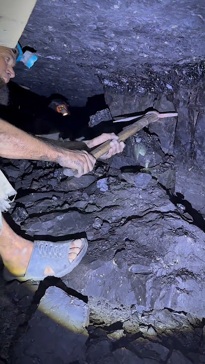 Pekerjaan Paling Berbahaya di Tambang Berlian