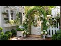 Cozy and Stunning Small Front Yard Ideas! Stunning Gate &amp; Archway Inspiration