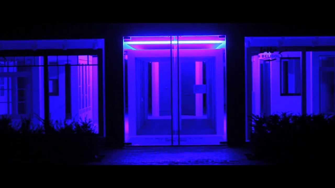 Watch iAROSS - Renverser - (Clip) on YouTube Watch iAROSS - Renverser - (Clip) on YouTube