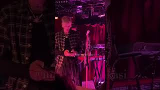 MGK plays an unreleased song at his secret show #machinegunkelly