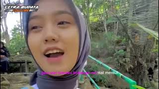 CEWEK GAUL