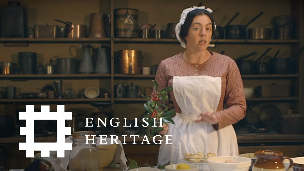 How to Make a Traditional Christmas Pudding - YouTube
