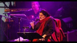 Video thumbnail of "Mercedes Sosa & Antonio Tarrago Ros - Maria va"