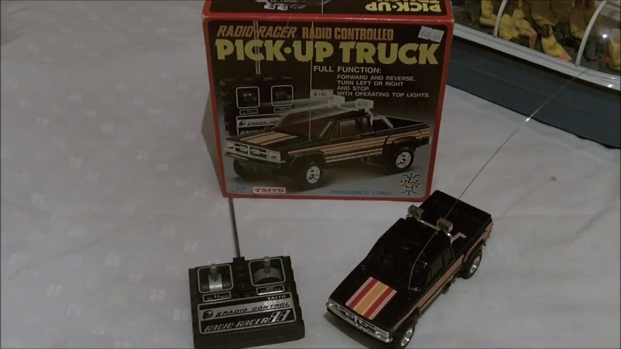 TAYO CHEVY PICK-UP ラジコンカー！希少 chevy pickup radio controlled retro taiyo japan toy - YouTube