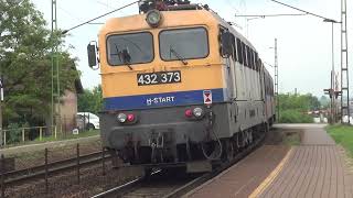 2019 - HU - Departure of MAV H-START V43 loco 432 373 loco in Ecser (Budapest - Szolnok line 120a)
