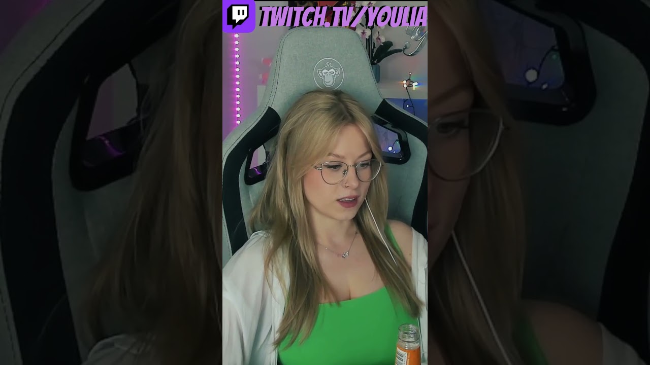 Loading  #twitch #gaming #streamer #streamerka #klipy #shoty #youlia