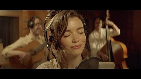 Carol Rovira - Almas Viejas (Ft. Anthony Ocaña)