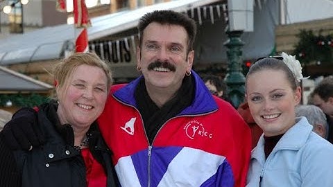 COMPILATIE   KCG KUNSTRIJDEN  SCHAATSEN  BERT VAN DER WAL VIDEO YOUTUBE
