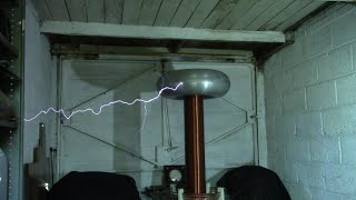 BM7 Tesla coil first run of 2023