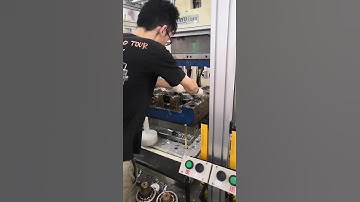 TAYU VERTICAL INJECTION VERTICLE CLAMPING MOLDING MACHINE FOR THERMOSET BULK & DOUGH MOLDING .