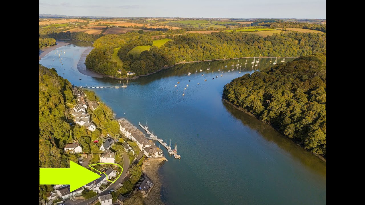 Malpas, Truro - A 3 bedroom Georgian Grade II Listed character house by the river dating from 1826
